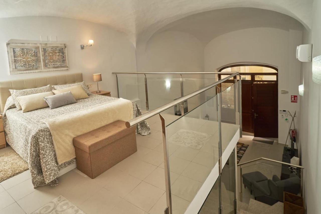 Apartamento Turistico Centro Monumental -- Caceres Ngoại thất bức ảnh